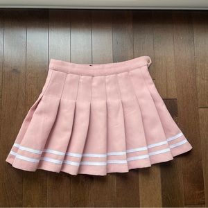 H&M Pink Pleated Skirt